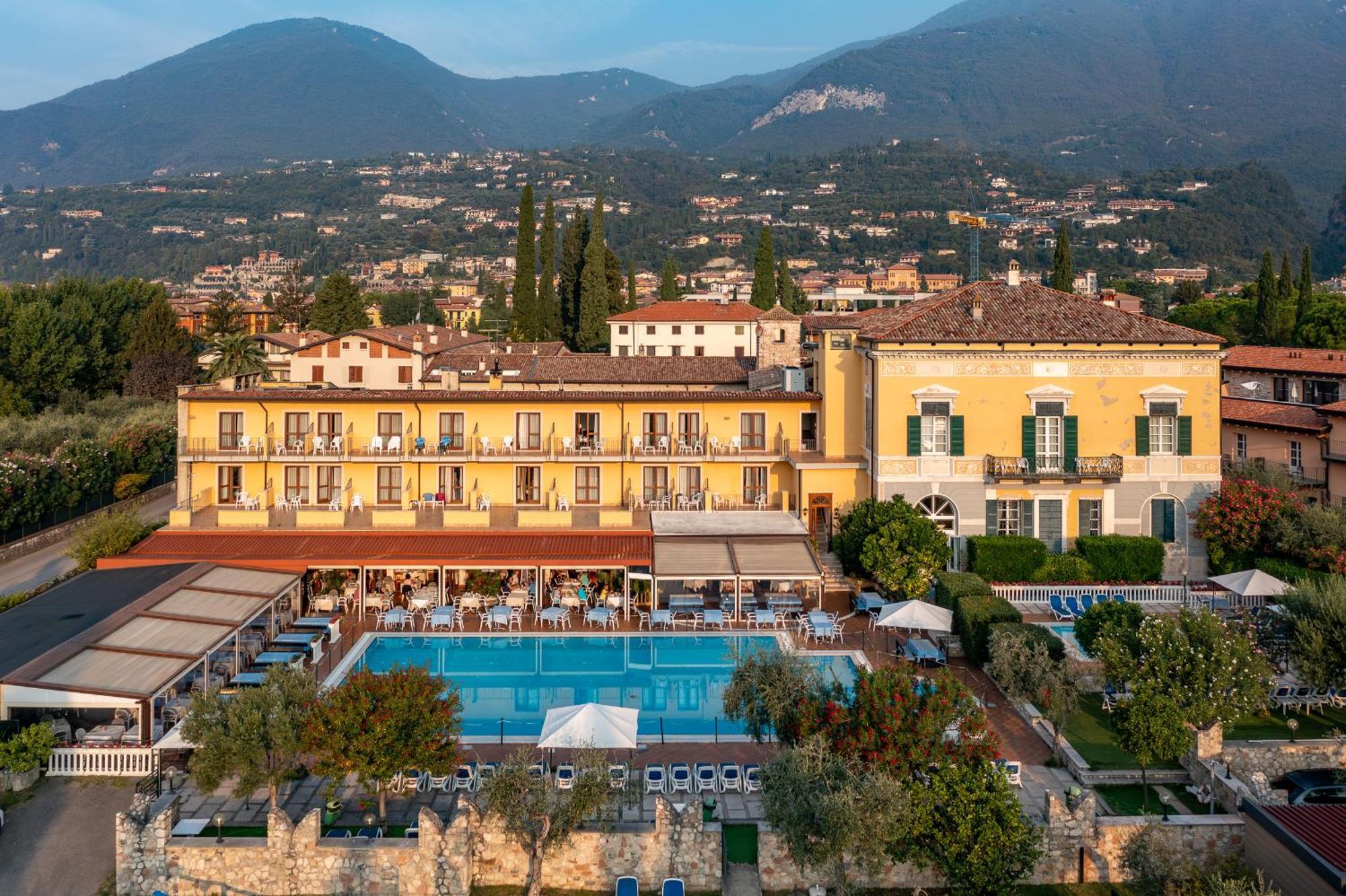 Hotel Antico Monastero Toscolano Maderno Luaran gambar